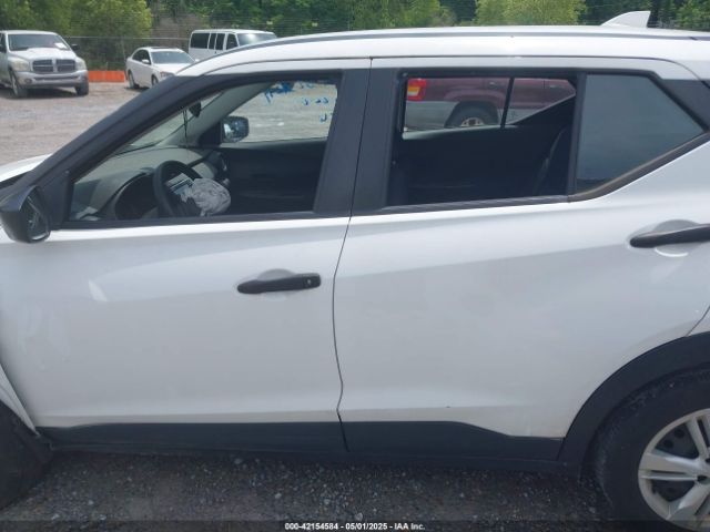 3N1CP5BV9PL542017 Nissan Kicks S Xtronic Cvt
