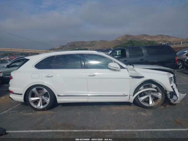 SJAAM2ZV4NC016521 Bentley Bentayga