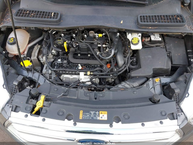 1FMCU0GDXKUB95350 Ford ESCAPE SE