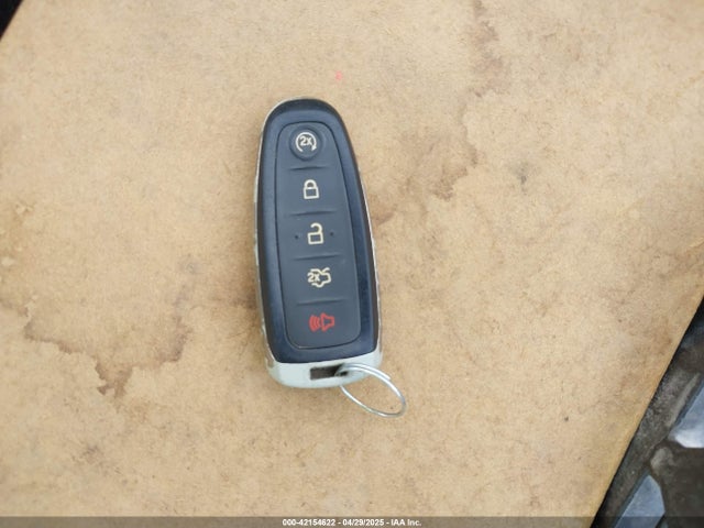 1FMCU0GDXKUB95350 Ford ESCAPE SE