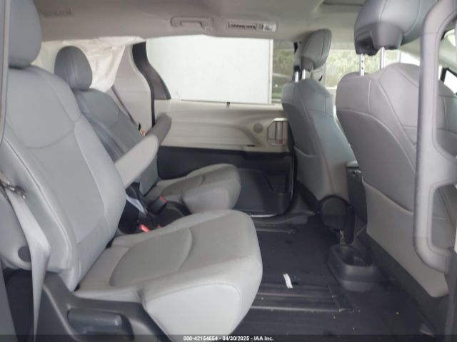 2023 TOYOTA SIENNA 5TDYRKEC9PS176415 Photo 7
