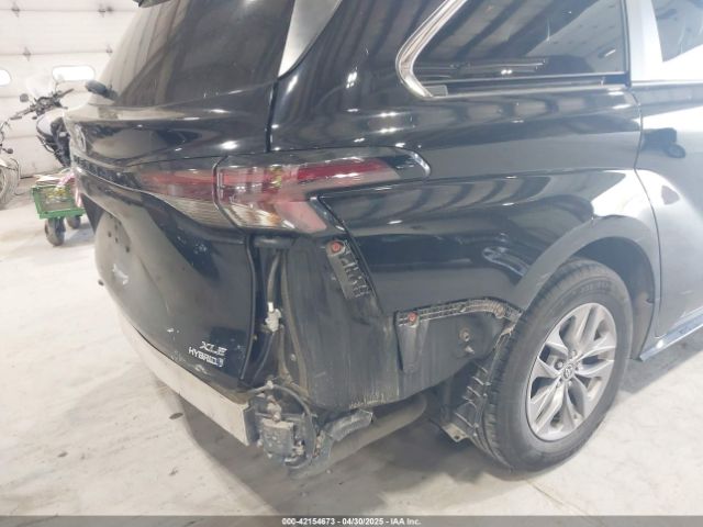 5TDYRKEC5PS148076 Toyota SIENNA XLE