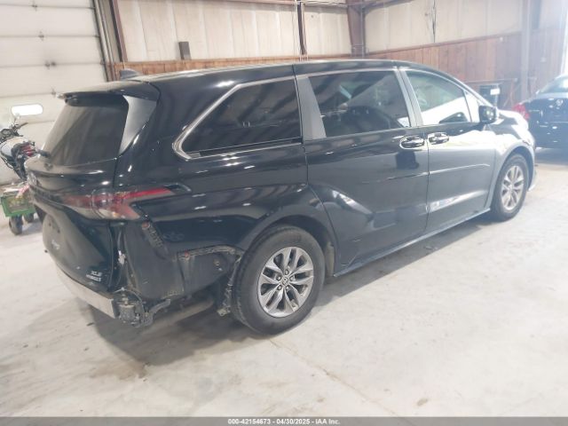 5TDYRKEC5PS148076 Toyota SIENNA XLE