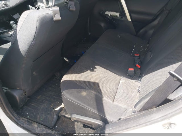 JTMRFREV8HJ112520 Toyota Rav4 Xle