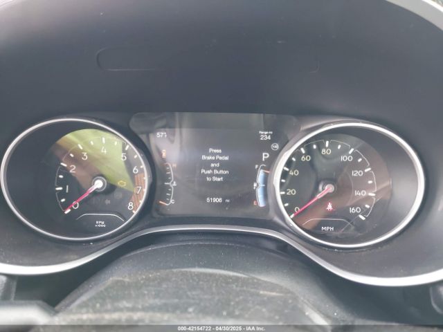 3C4NJDBB3JT325450 Jeep Compass Altitude 4x4