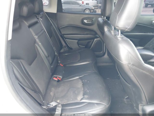 3C4NJDBB3JT325450 Jeep Compass Altitude 4x4