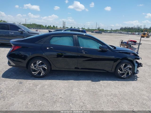 KMHLM4DGXSU949482 Hyundai Elantra Sel Sport