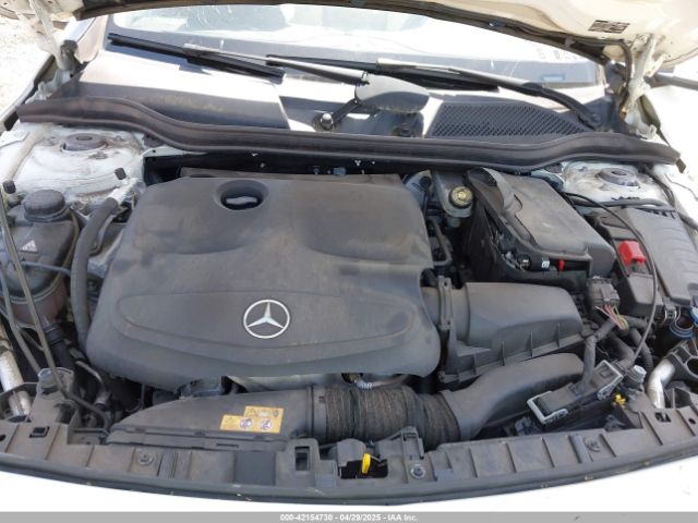 WDCTG4GB6HJ305946 Mercedes-Benz Gla 250 4matic