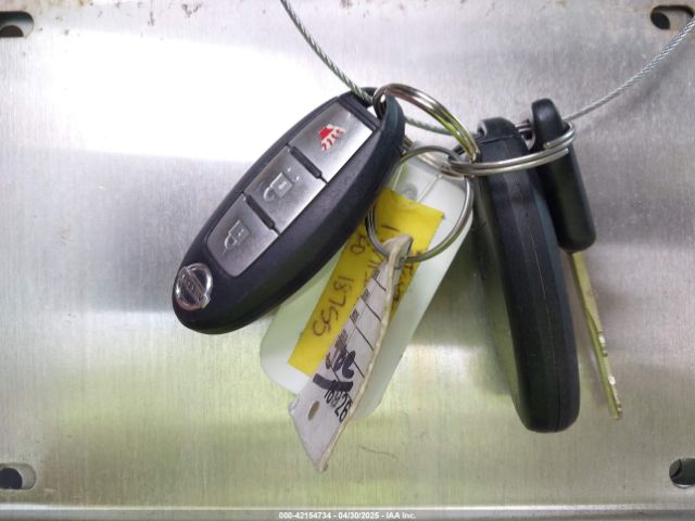 1N6AA1EK9HN529444 Nissan 2017