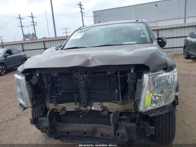 1N6AA1EK9HN529444 Nissan 2017