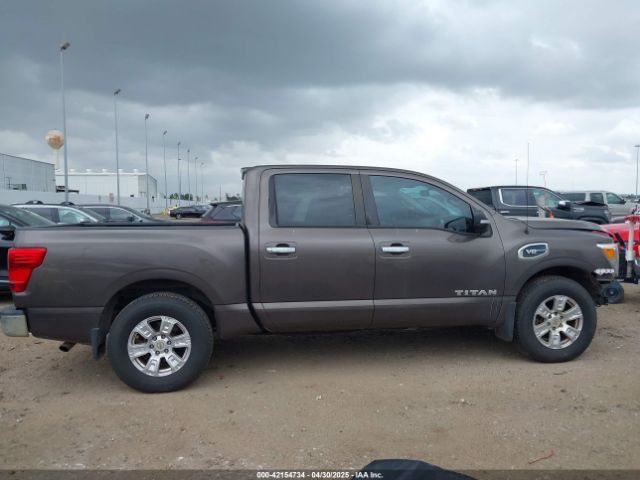 1N6AA1EK9HN529444 Nissan 2017