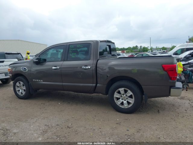1N6AA1EK9HN529444 Nissan 2017