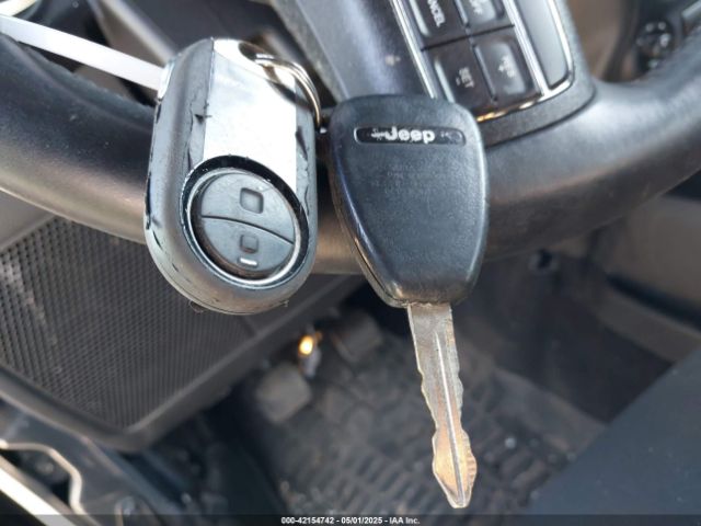 1C4BJWEG4HL522672 Jeep Wrangler Unlimited Sahara 4x4