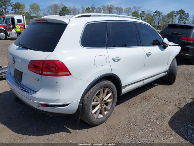 2013 VOLKSWAGEN TOUAREG WVGEP9BP4DD013215 Photo 3