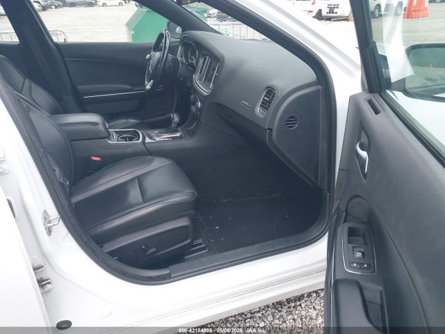 2C3CDXBG4MH641078 Dodge Charger Sxt Rwd