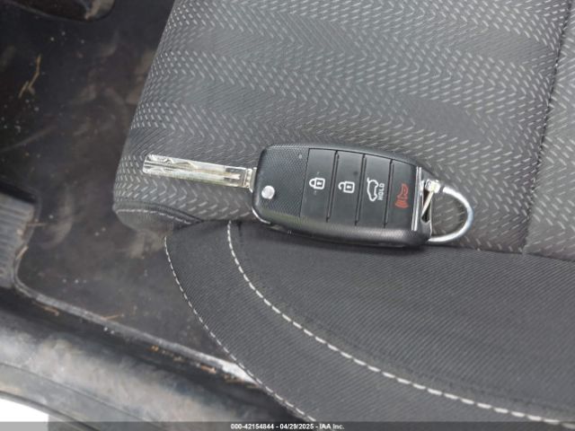 KNDPM3AC5L7675206 KIA Sportage Lx