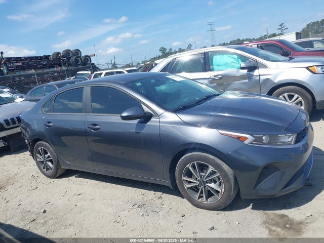 3KPF24AD3RE757105 KIA Forte Lxs