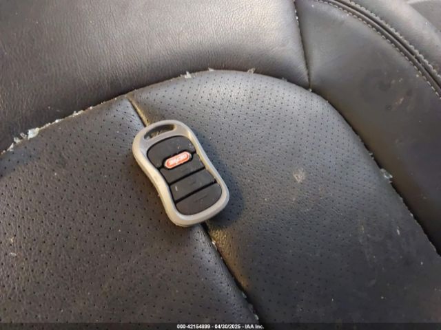 2022 CHRYSLER PACIFICA HYBRID 2C4RC1L74NR212569 Photo 10