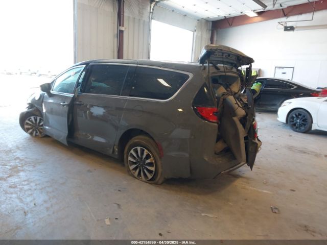 2022 CHRYSLER PACIFICA HYBRID 2C4RC1L74NR212569 Photo 2