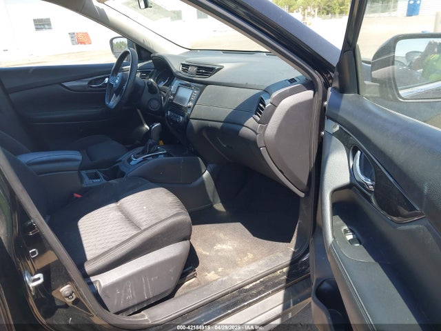 KNMAT2MV8HP616741 Nissan ROGUE SV