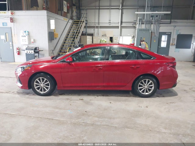 5NPE24AF3JH659527 Hyundai SONATA SE