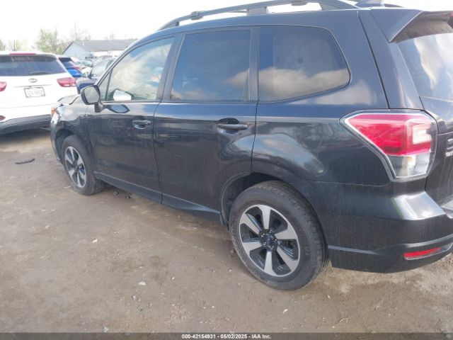 JF2SJAECXHH564915 Subaru Forester 2.5i Premium