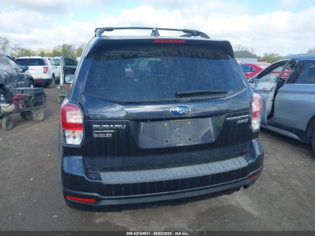 JF2SJAECXHH564915 Subaru Forester 2.5i Premium