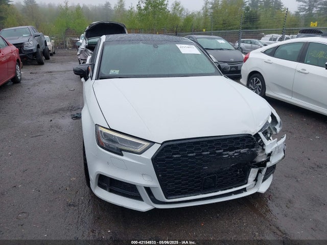 Audi 2018 2018 WAUB1GFF6J1017601 Image 12