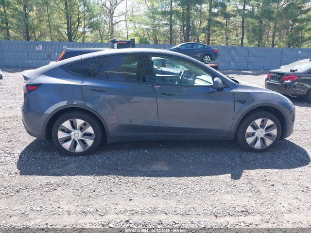 7SAYGDEE9PA170556 Tesla 2023