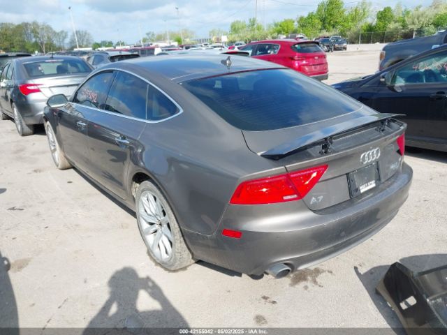 2015 AUDI A7 WAUWGAFC9FN049090 Photo 2