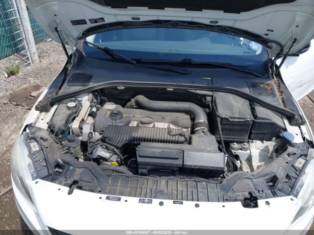 YV4612HKXG1003465 Volvo V60 Cross Country T5