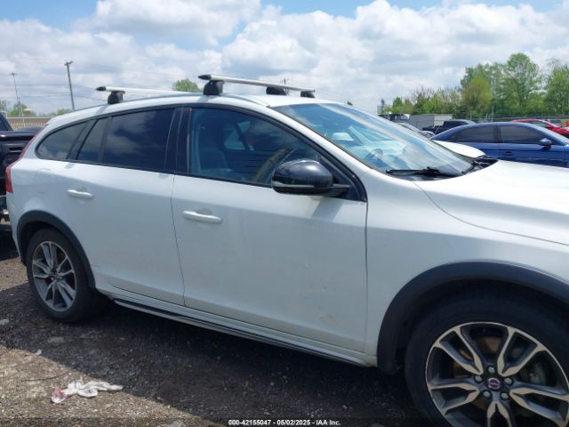 YV4612HKXG1003465 Volvo V60 Cross Country T5