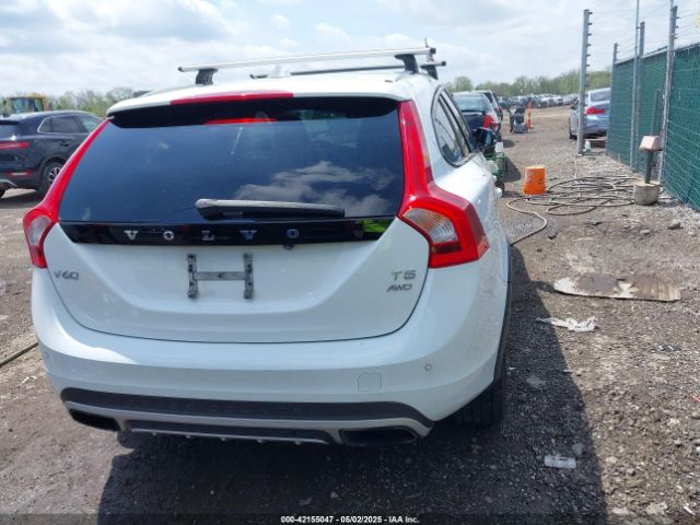YV4612HKXG1003465 Volvo V60 Cross Country T5