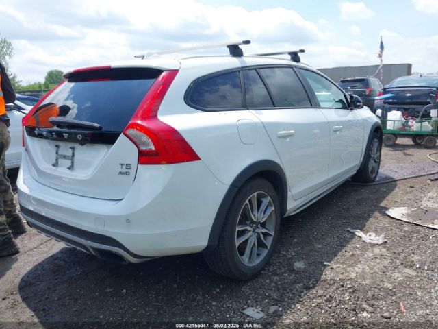 YV4612HKXG1003465 Volvo V60 Cross Country T5