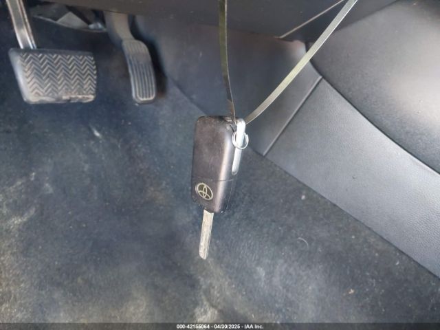 JTDEPRAE7LJ035228 Toyota COROLLA LE