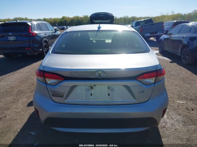 JTDEPRAE7LJ035228 Toyota COROLLA LE