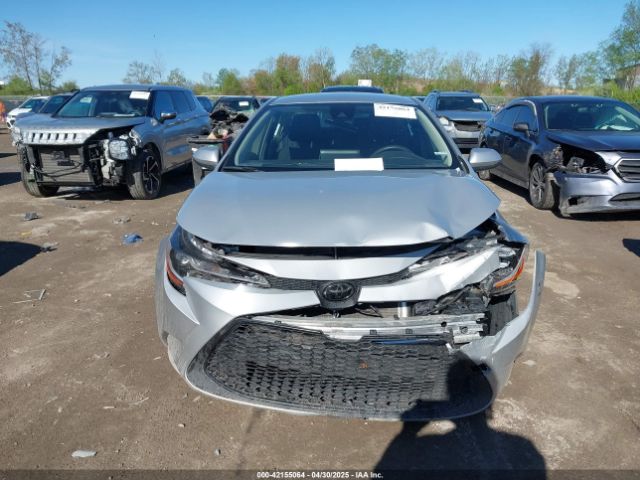 JTDEPRAE7LJ035228 Toyota COROLLA LE