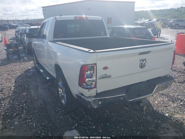 2016 RAM 1500 1C6RR6GG3GS223660 Photo 2