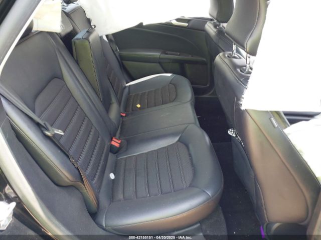 3FA6P0HD6JR183666 Ford FUSION SE