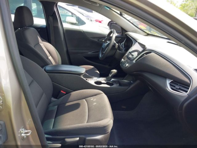 1G1ZD5ST1NF163494 Chevrolet Malibu Fwd Lt