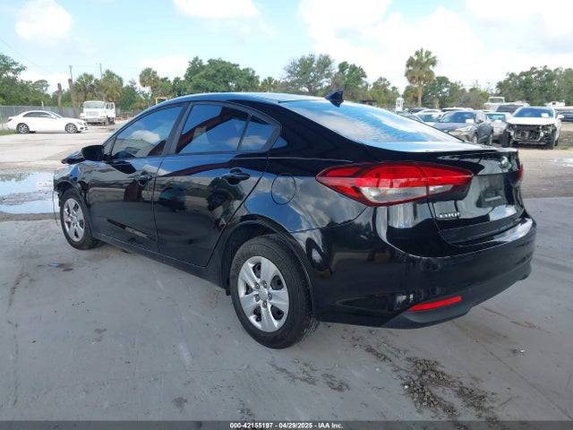 3KPFK4A75HE139647 KIA FORTE LX