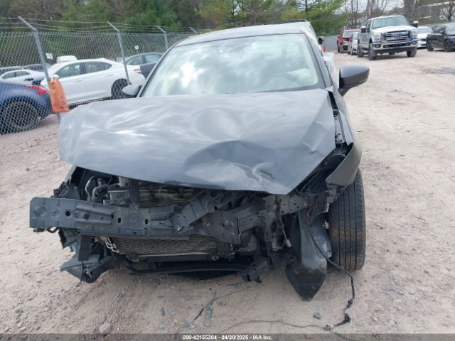 3MYDLBYV4KY501407 Toyota YARIS LE