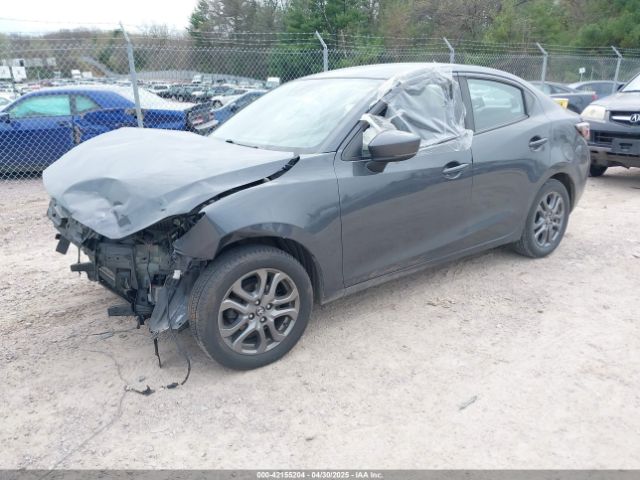 3MYDLBYV4KY501407 Toyota YARIS LE