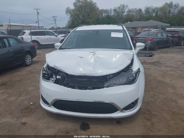 2C4RC1BG5HR676010 Chrysler Pacifica Touring-l