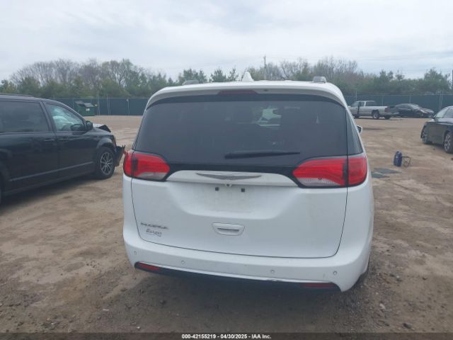 2C4RC1BG5HR676010 Chrysler Pacifica Touring-l