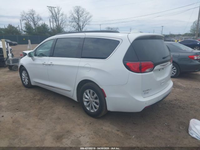 2C4RC1BG5HR676010 Chrysler Pacifica Touring-l