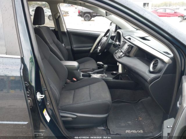 JTMRJREV6JD217530 Toyota Rav4 Hybrid Xle