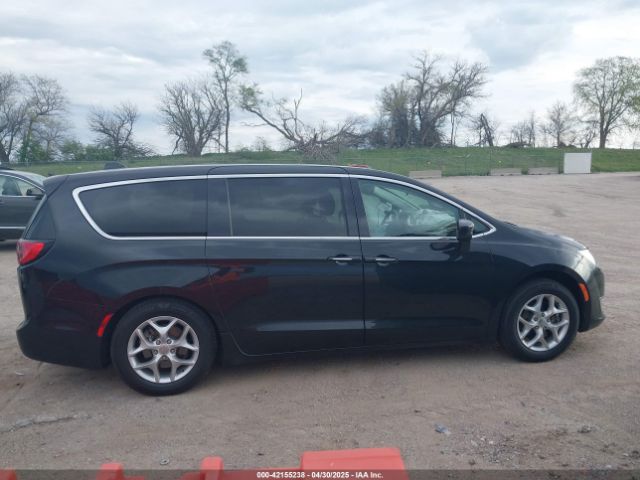 2C4RC1FG7JR358146 Chrysler Pacifica Touring Plus