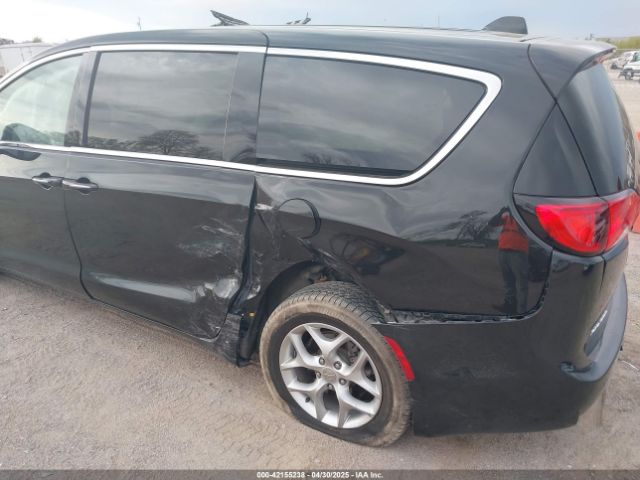 2C4RC1FG7JR358146 Chrysler Pacifica Touring Plus