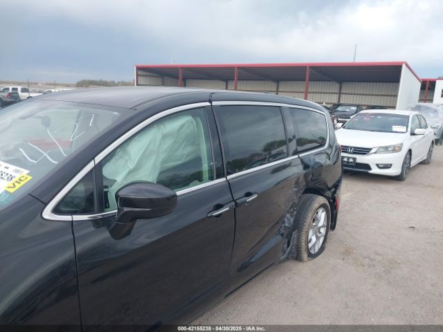 2C4RC1FG7JR358146 Chrysler Pacifica Touring Plus